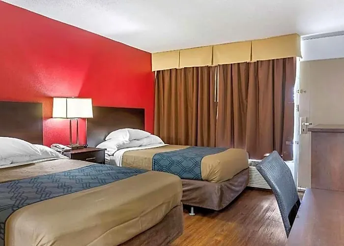 Econo Lodge *
